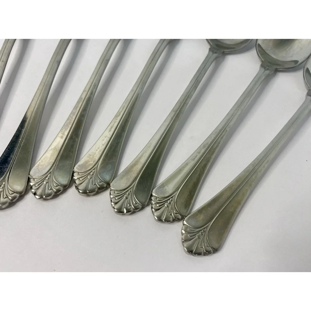 Towle Santa Barbara 18/8 Stainless Flatware Lot of 8 Soup Spoons Glossy China